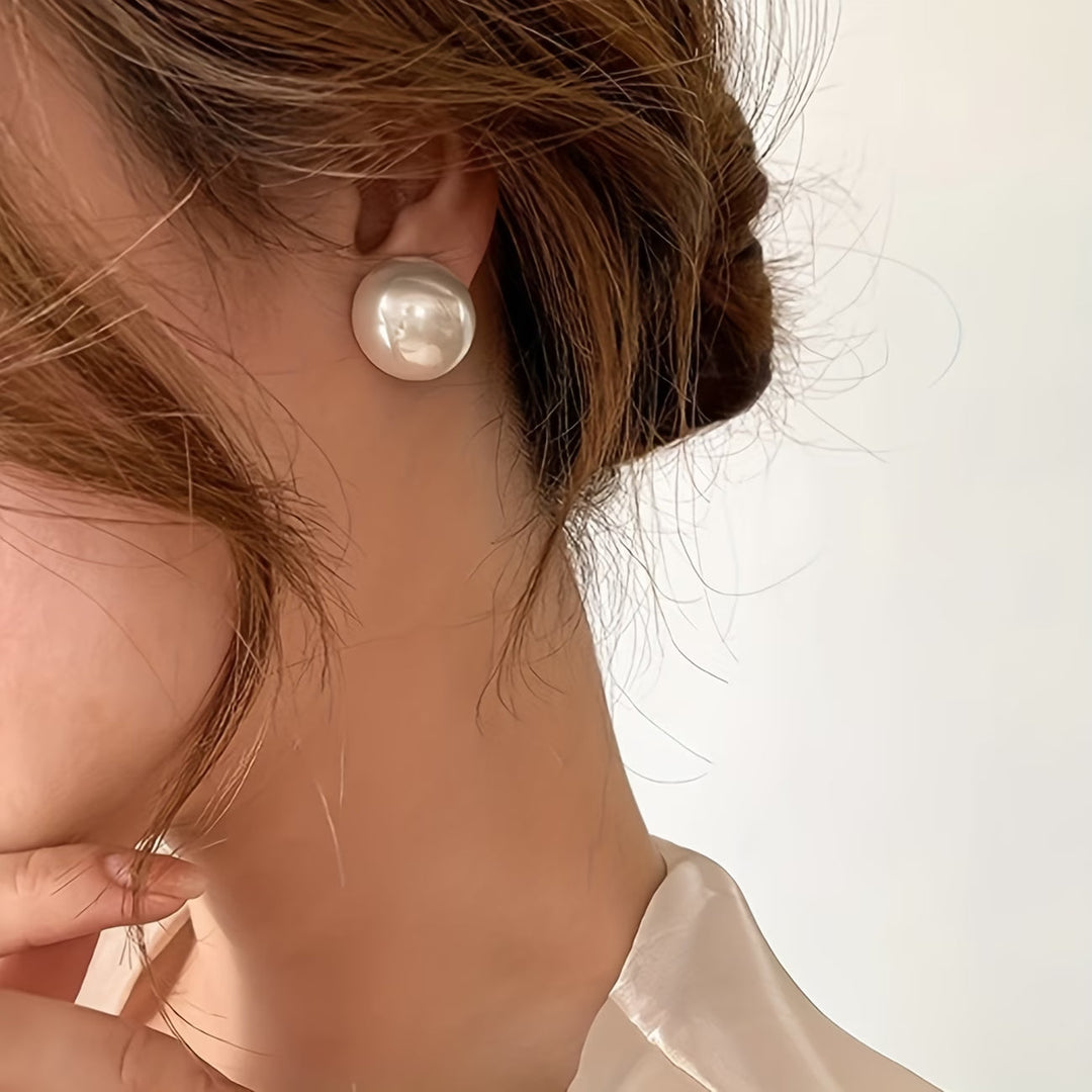 Kaia™ | Statement Pearl Stud Earrings