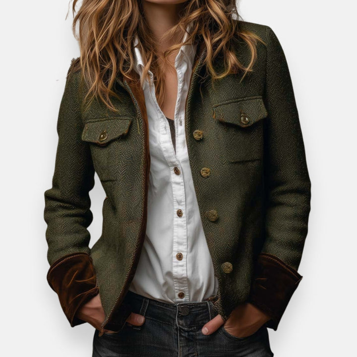Darmae™ – Tweed jacket with velvet