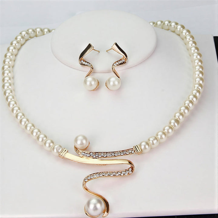 Vivienne™ | Natural Pearl Necklace Set