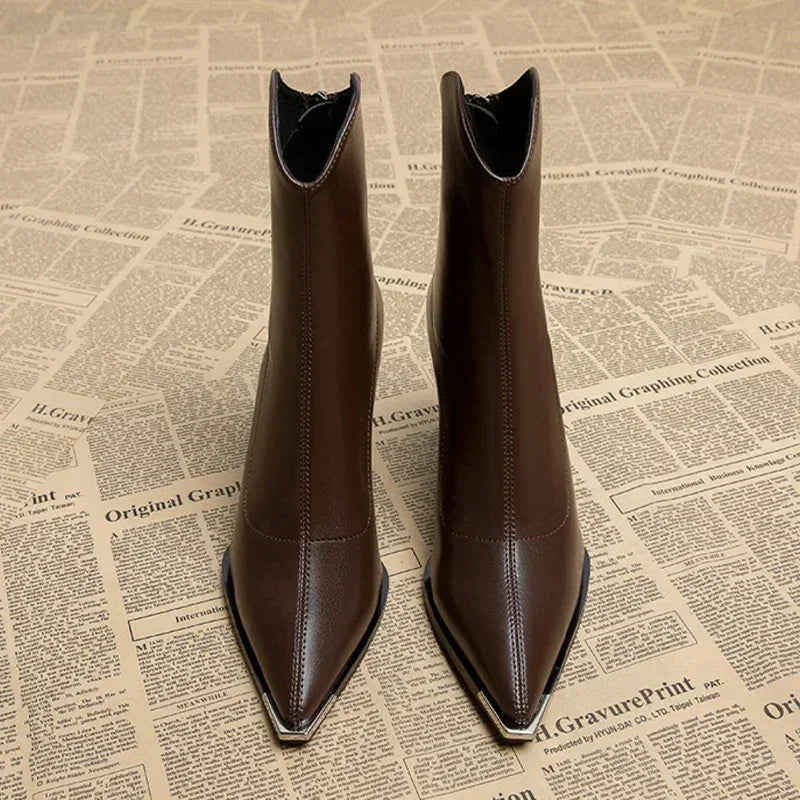Nox™ | Chrome-Tip Chelsea Boots