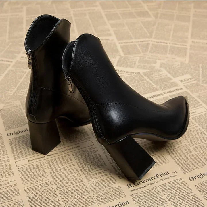 Nox™ | Chrome-Tip Chelsea Boots