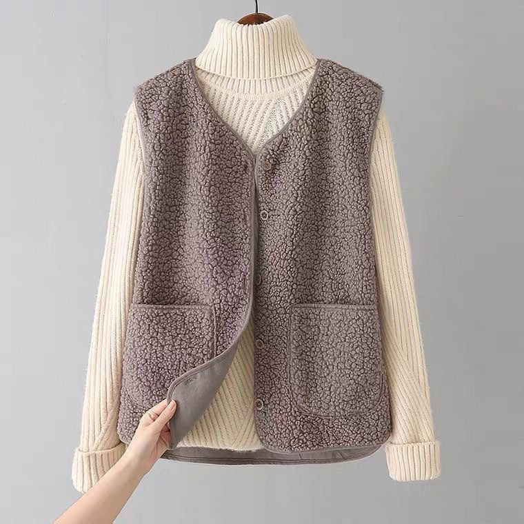 Gae Soft Sleeveless Cardigan