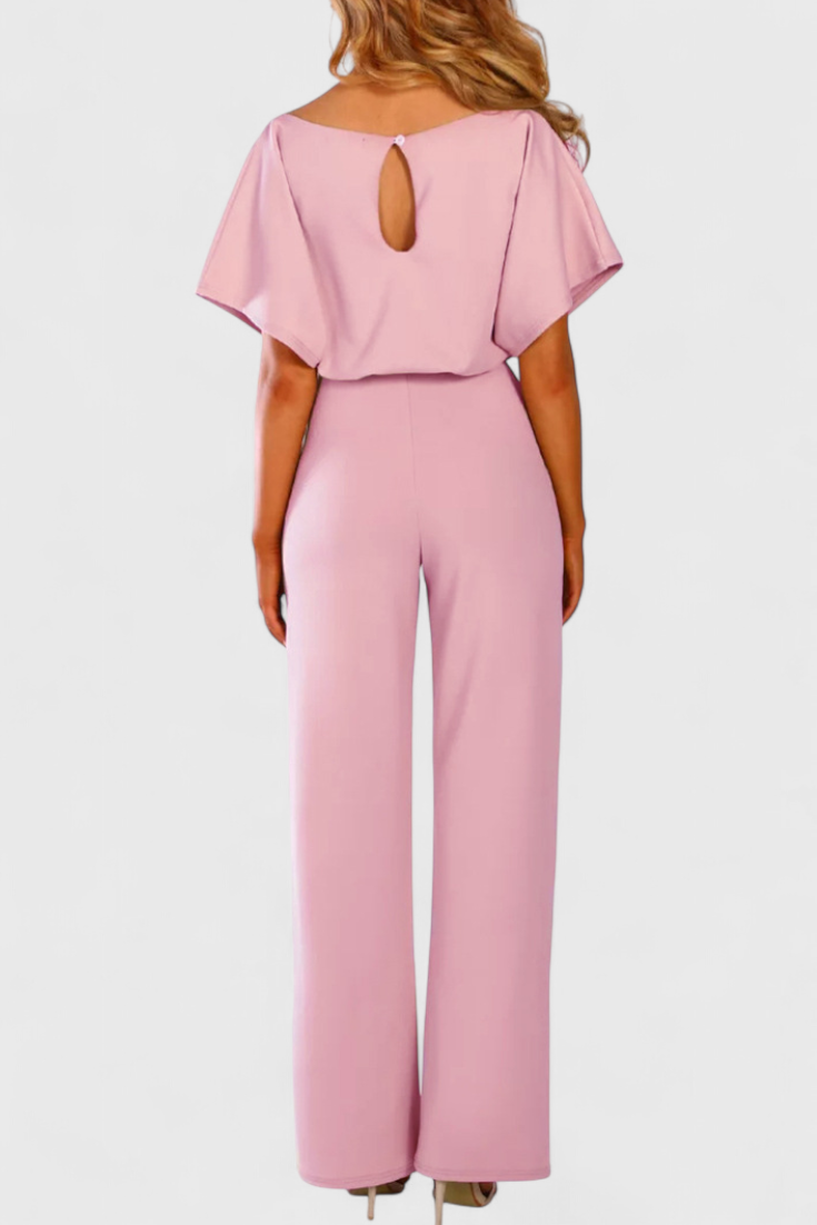 Evie Mono Chic in Fluid Silhouette