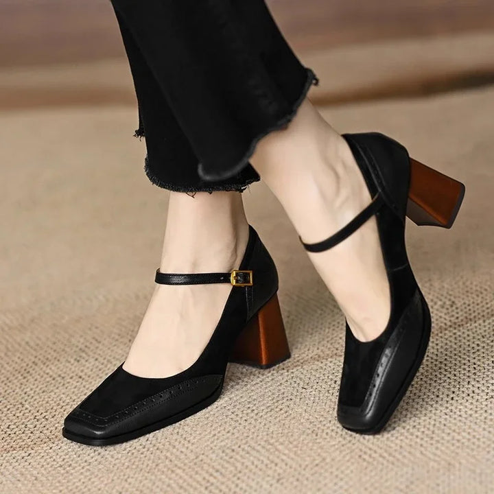 Ellie™ | Classic Leather Pumps