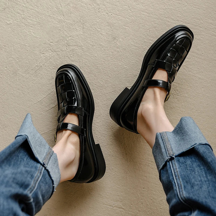 Isava™ | Vintage-Style Retro Flats
