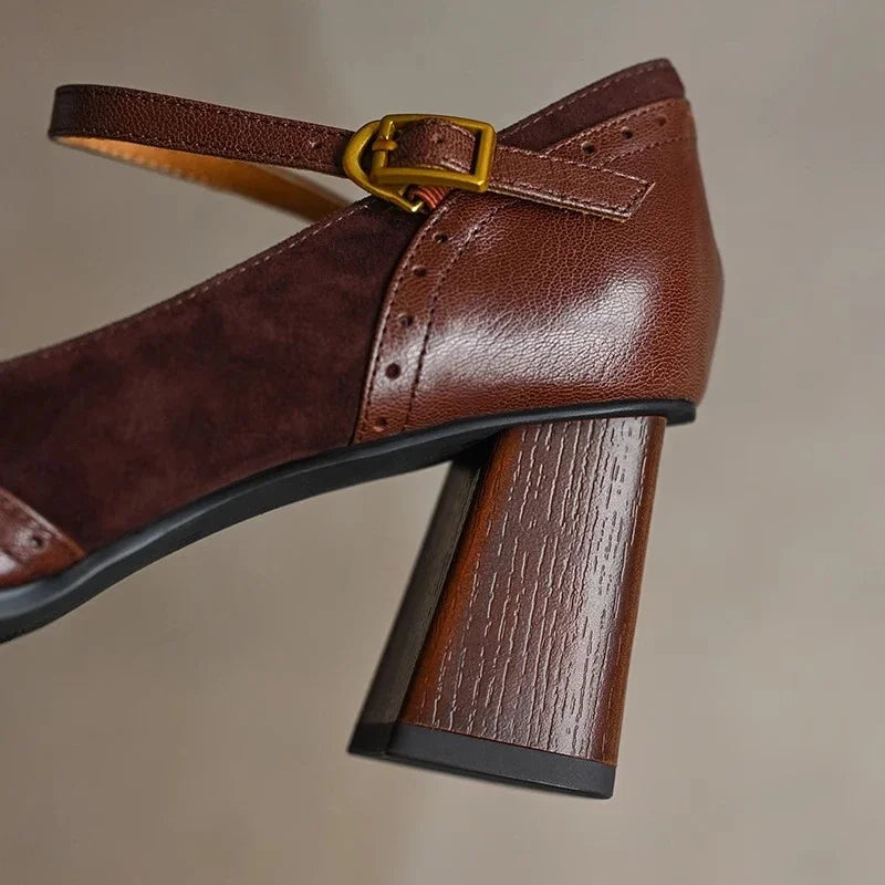 Ellie™ | Classic Leather Pumps