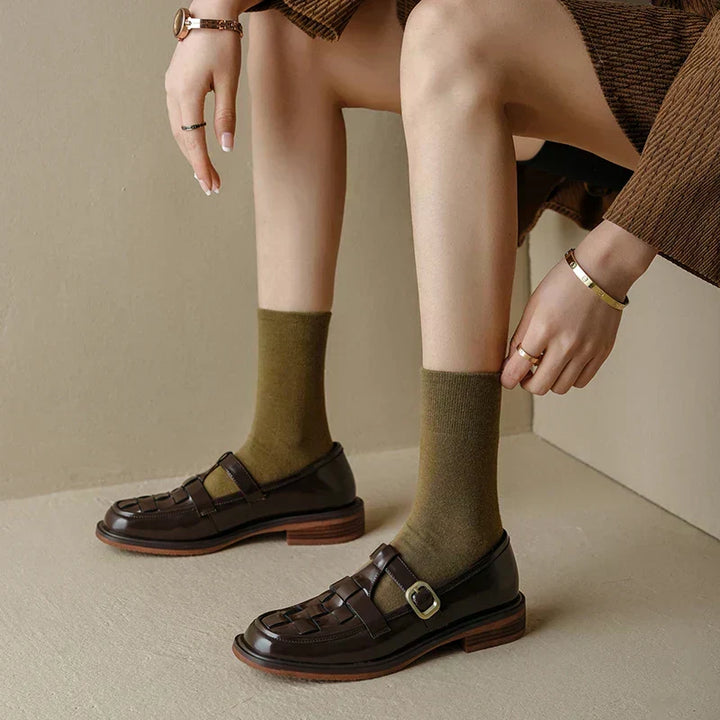 Isava™ | Vintage-Style Retro Flats