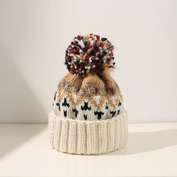 Tamara™ | Cosy Snowflake Pom Beanie