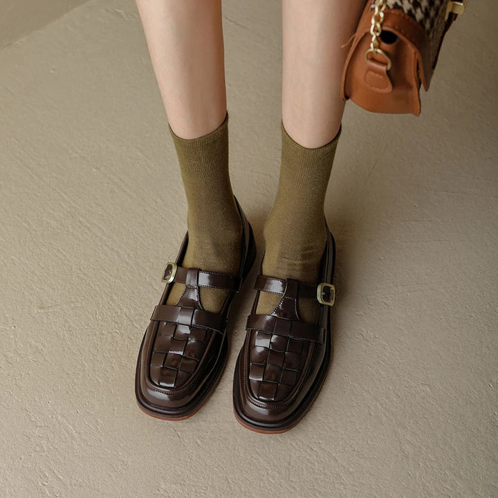 Isava™ | Vintage-Style Retro Flats