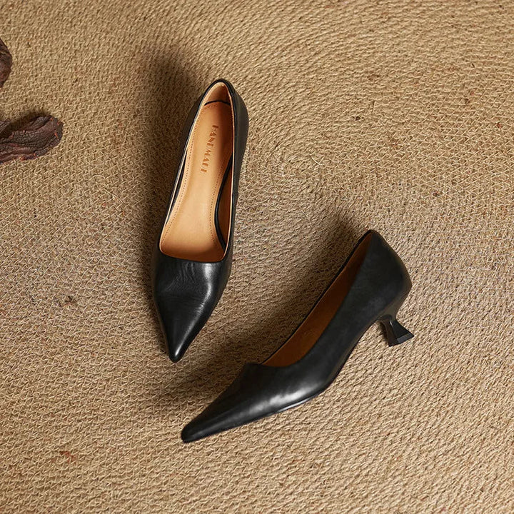 Sarah™ | Pointed-Toe Leather Pumps