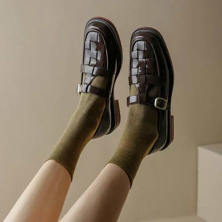 Isava™ | Vintage-Style Retro Flats