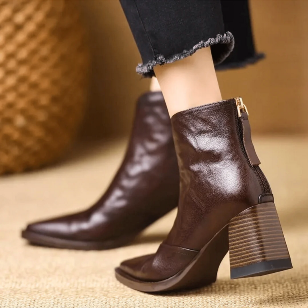 Lyla™ | Elegant Slip-On Boots