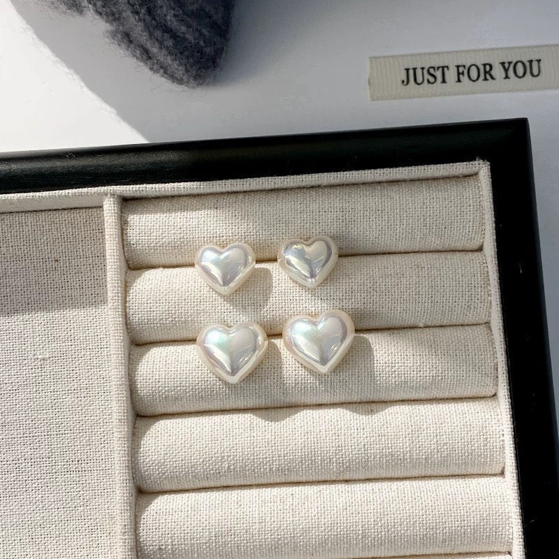 Maren™ | Hearts Pearl Stud Earrings