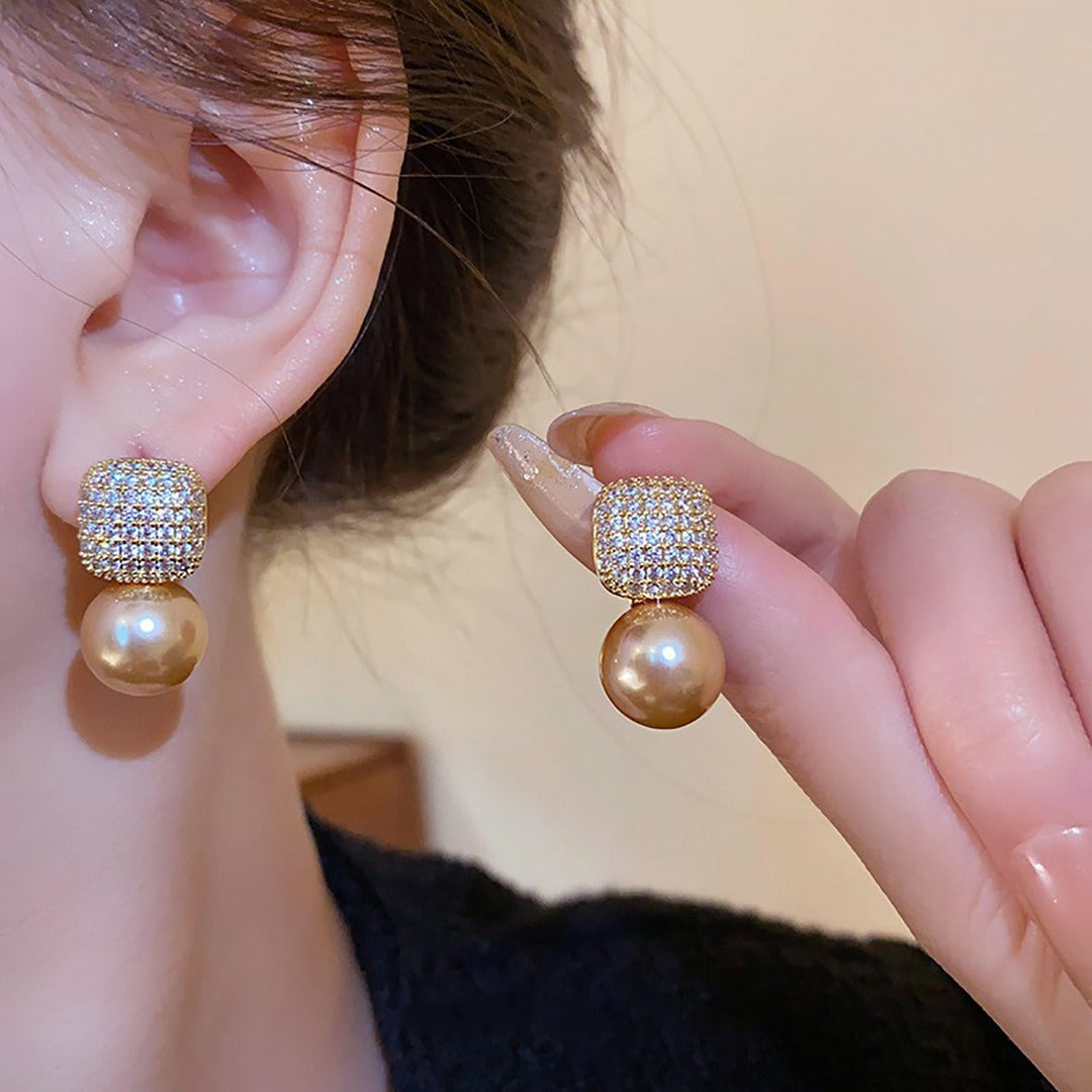 Eliza™ | Statement Pearl Earrings