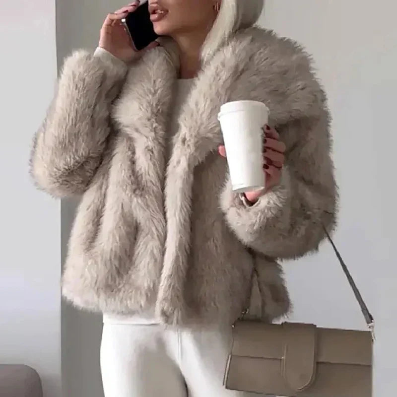 Charnotte | Chic Faux-Fur Winter Jacket