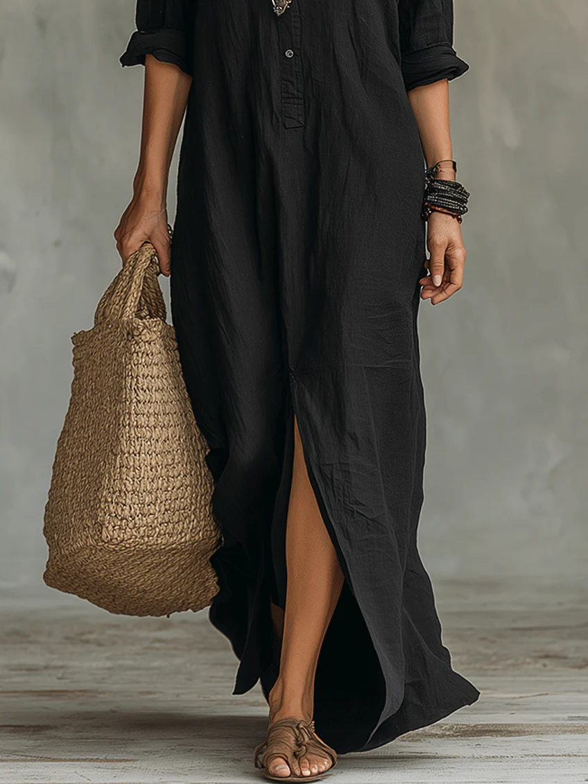 Soline | Relaxed V-Neck Maxi Dress