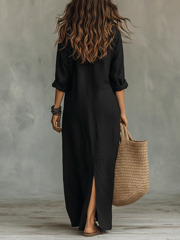 Soline | Relaxed V-Neck Maxi Dress