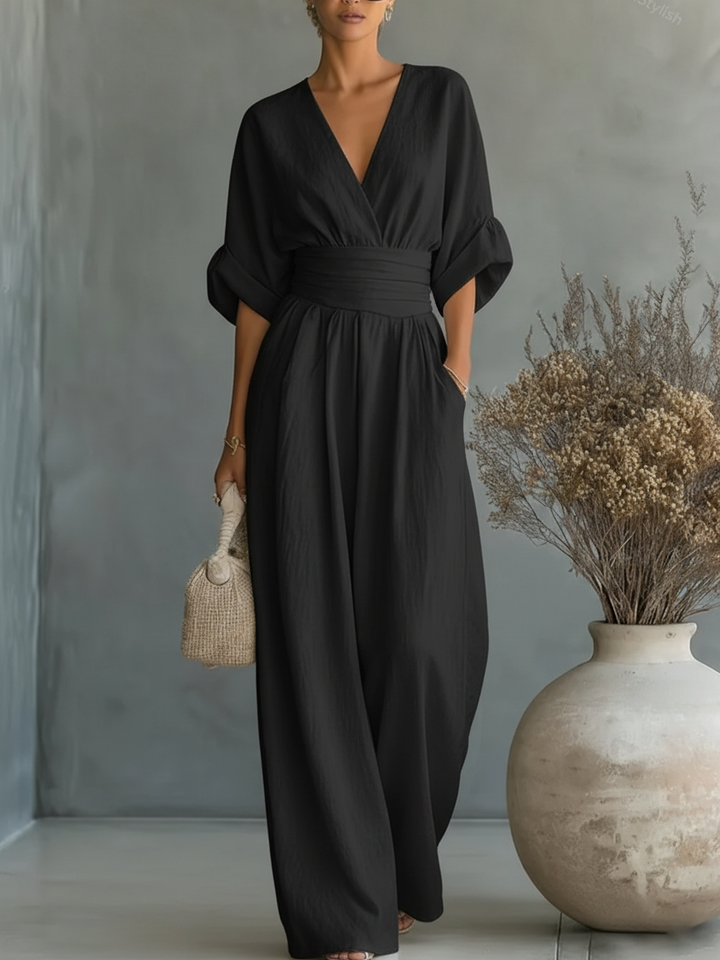 Elegant V-neck jumpsuit, high-waisted and loose-fitting