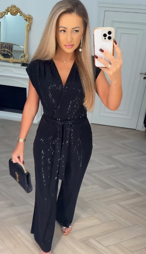 Plain jumpsuit with tie detail