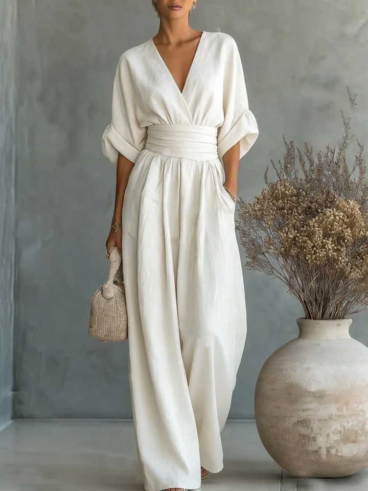 Elegant V-neck jumpsuit, high-waisted and loose-fitting
