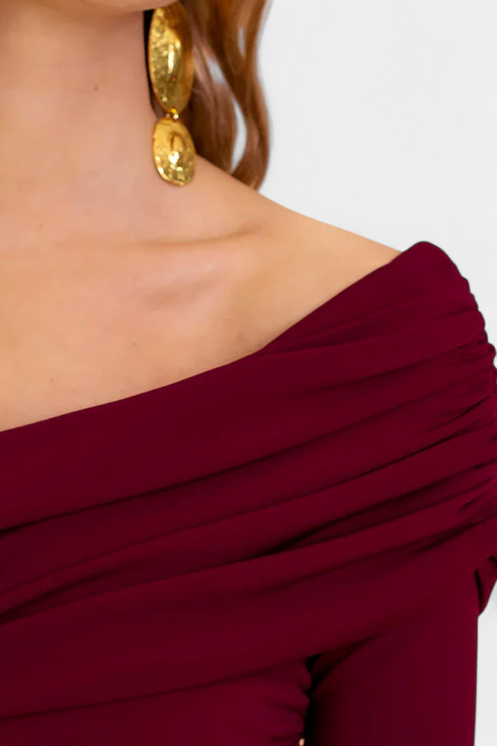 Elegant Mono Noalla One-Shoulder Dress