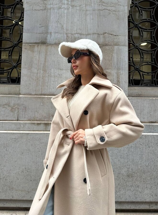 Sarah - Warm winter coat with an elegant design
