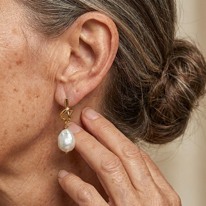 Helena™ | Knotted Pearl Elegance Earrings
