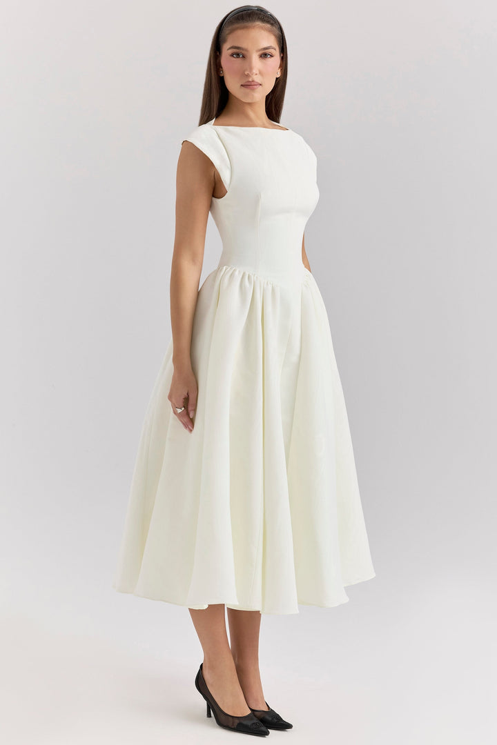 LUMI – BACKLESS DROPPED SHOULDER DRESS